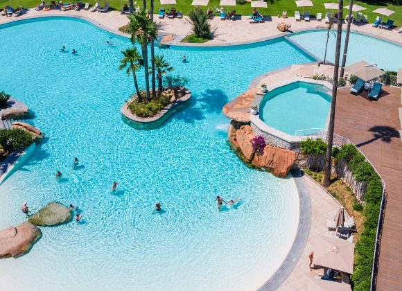 hotel-con-piscina-tropicale-acqua-di-mare-sardegna01